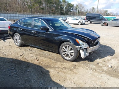 INFINITI M37 2012