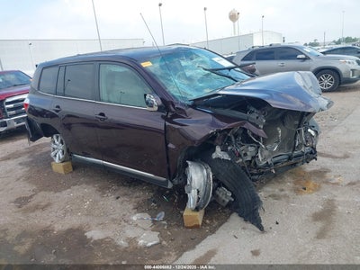 TOYOTA HIGHLANDER 2011