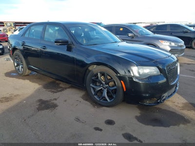CHRYSLER 300 2021