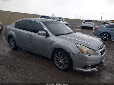 SUBARU LEGACY 2013