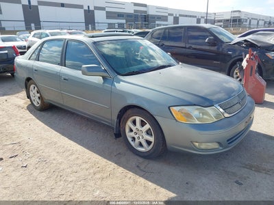 TOYOTA AVALON 2001