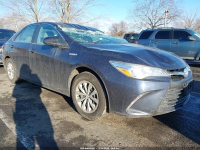 TOYOTA CAMRY HYBRID 2016