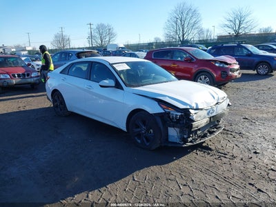 HYUNDAI ELANTRA 2022
