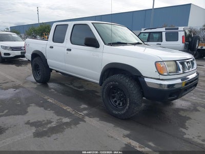 NISSAN FRONTIER 2000