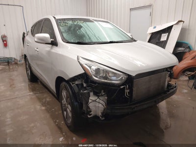 HYUNDAI TUCSON 2015