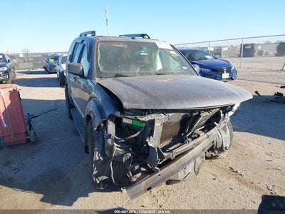 NISSAN PATHFINDER 2012