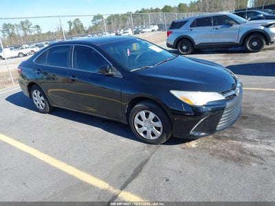TOYOTA CAMRY 2016