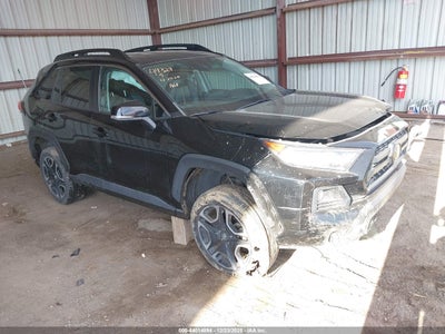 TOYOTA RAV4 2021