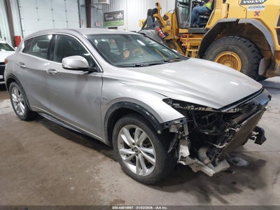 INFINITI QX30 2017