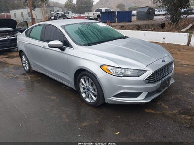 FORD FUSION HYBRID 2017
