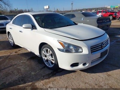 NISSAN MAXIMA 2012