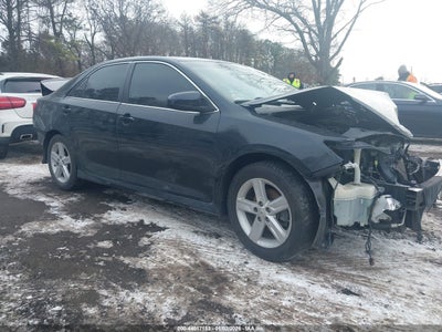 TOYOTA CAMRY 2012