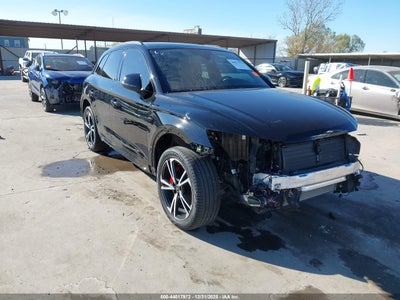 AUDI Q5 2025