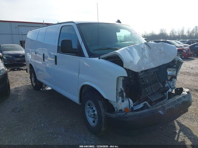 CHEVROLET EXPRESS 3500 2017