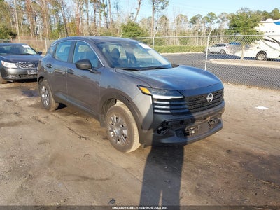 NISSAN KICKS 2025