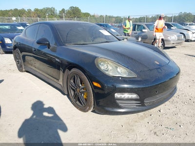 PORSCHE PANAMERA 2012