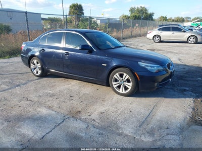 BMW 528I 2010