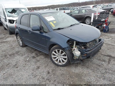 SUZUKI SX4 2011
