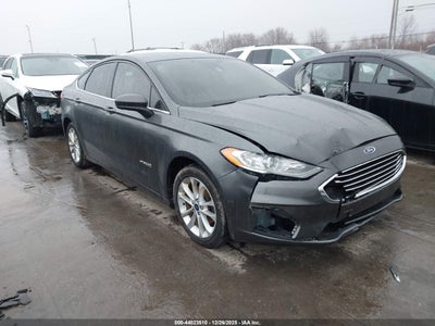 FORD FUSION HYBRID 2019