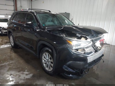 TOYOTA GRAND HIGHLANDER 2024