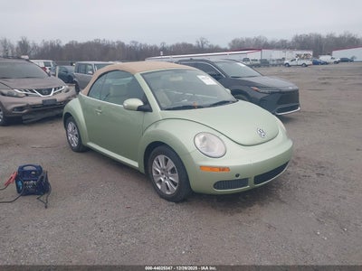 VOLKSWAGEN NEW BEETLE 2009