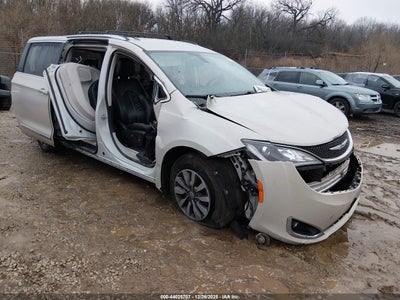 CHRYSLER PACIFICA 2020