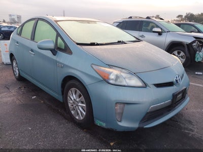 TOYOTA PRIUS PLUG-IN 2012