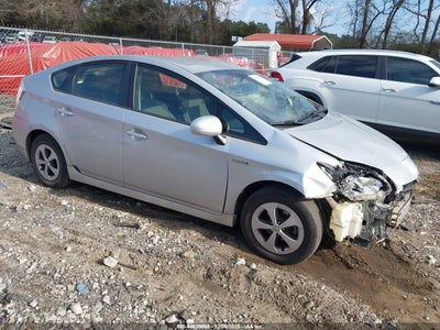 TOYOTA PRIUS 2015