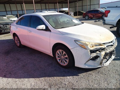 TOYOTA CAMRY 2017