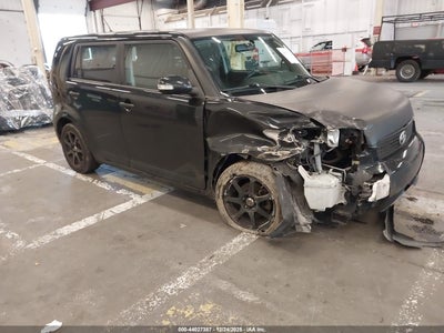 SCION XB 2009