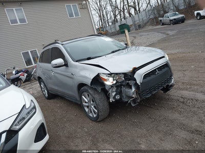 MITSUBISHI OUTLANDER SPORT 2015