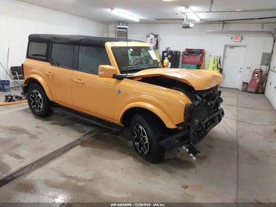 FORD BRONCO 2022