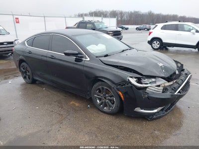 CHRYSLER 200 2016
