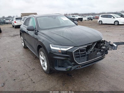AUDI Q8 2022