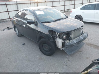 NISSAN VERSA 2019