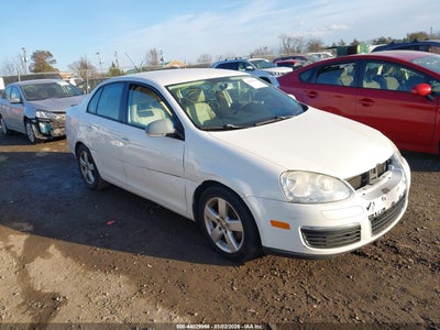 VOLKSWAGEN JETTA 2010