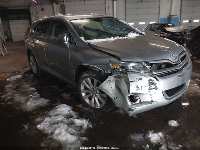 TOYOTA VENZA 2015