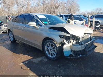 FORD FUSION HYBRID 2019