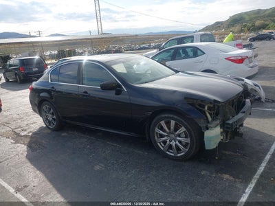 INFINITI G37 2011