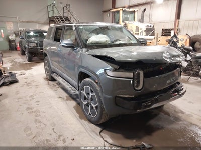 RIVIAN R1S 2024