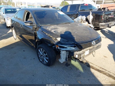 VOLKSWAGEN JETTA 2011