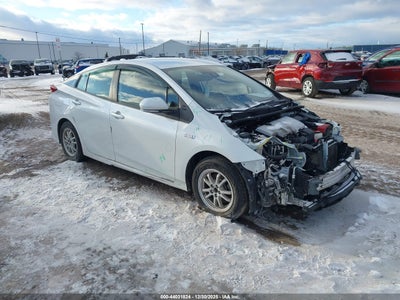 TOYOTA PRIUS PRIME 2021