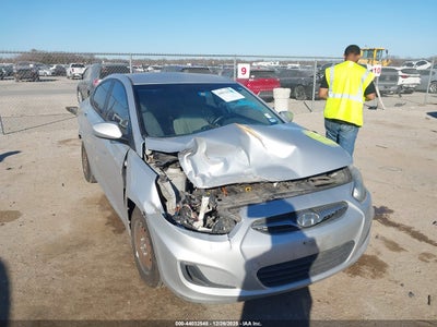 HYUNDAI ACCENT 2013