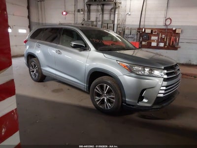 TOYOTA HIGHLANDER 2017