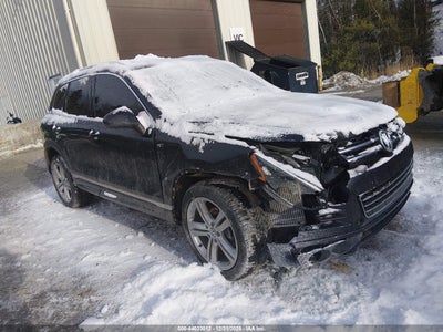 VOLKSWAGEN TOUAREG 2014
