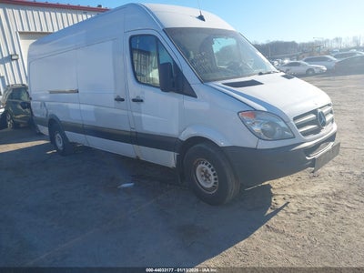 MERCEDES-BENZ SPRINTER 2500 2011