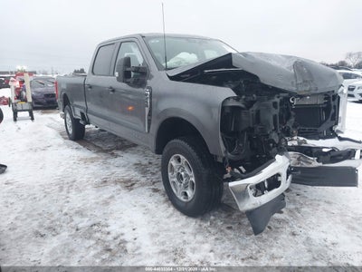 FORD F-250 2025