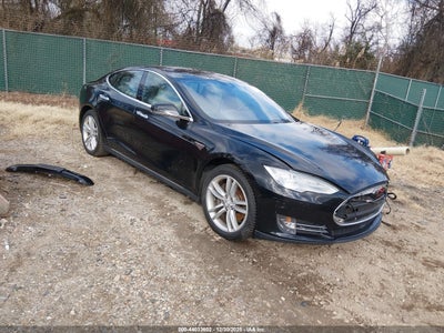 TESLA MODEL S 2014