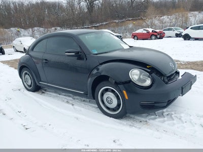 VOLKSWAGEN BEETLE 2015
