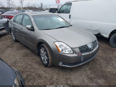 NISSAN MAXIMA 2004